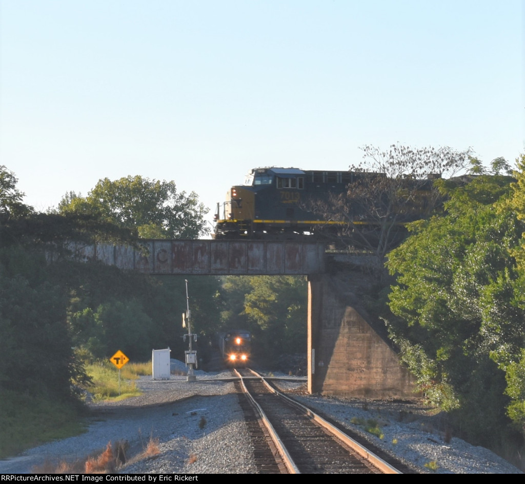 CSX crossing overt the CofG